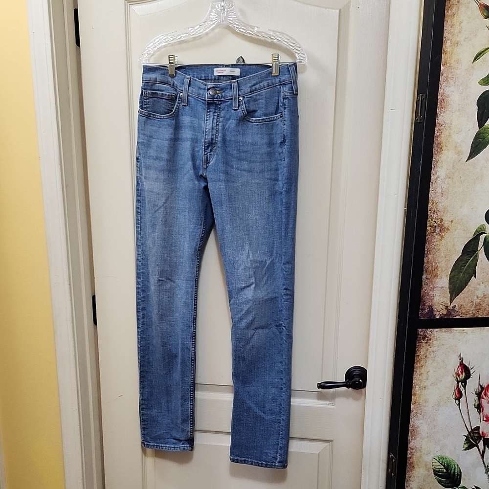 SIGNATURE by LEVI STRAUS STRAIGHT LEG JEANS